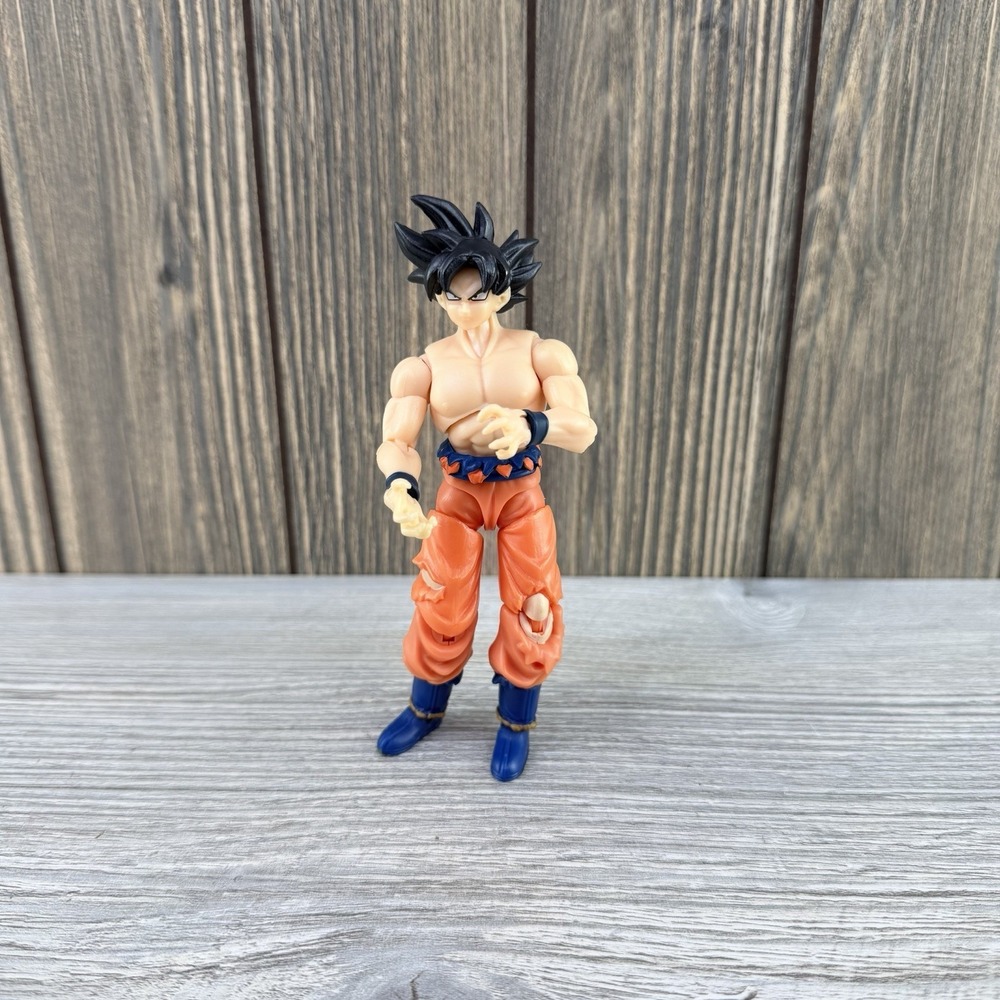Dragon Ball Z Super Ultra Instinct Sign Son Goku - 5" Action Figure Evolve Retro